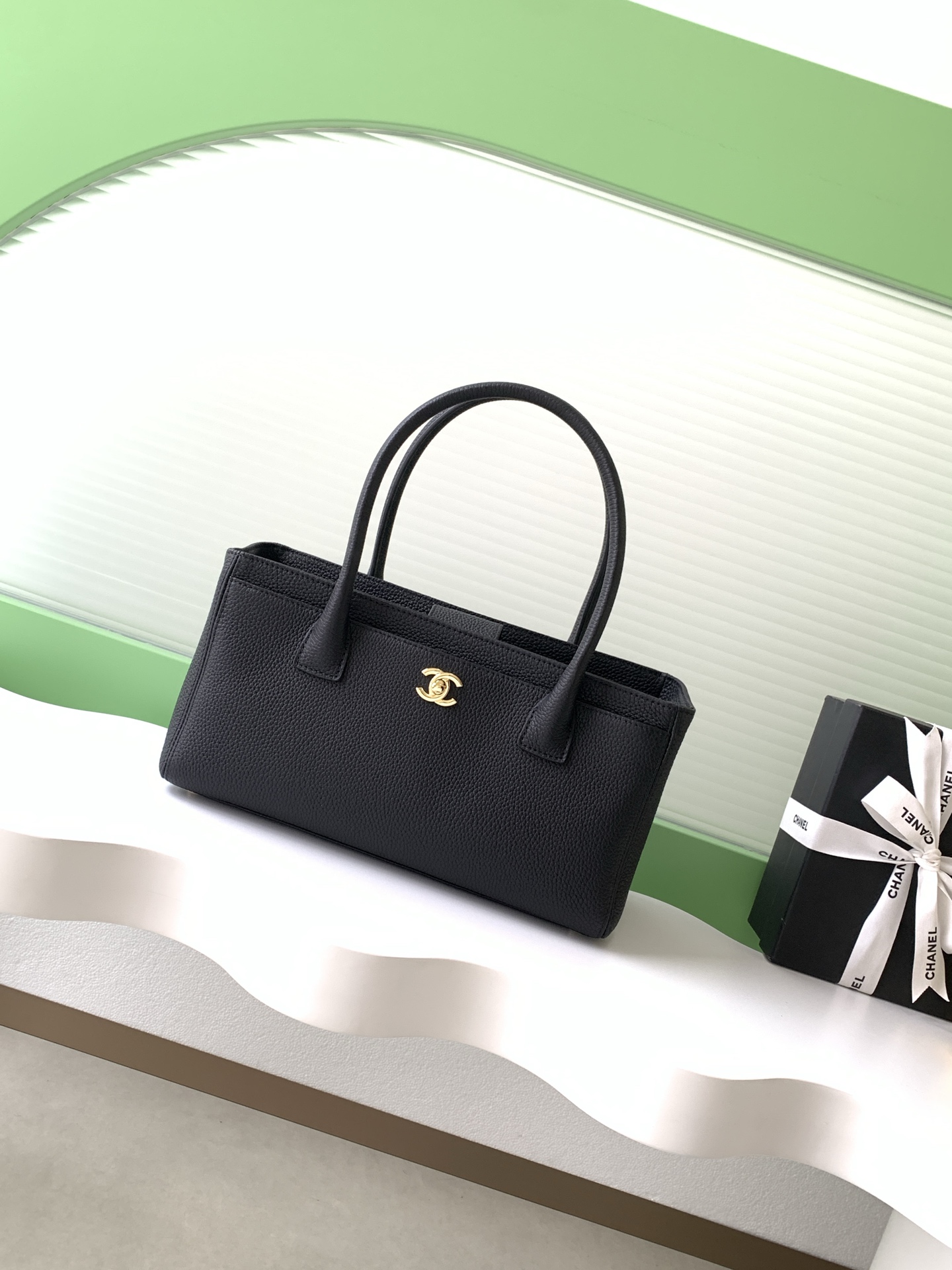 Cerf Tote Small Black/Gold