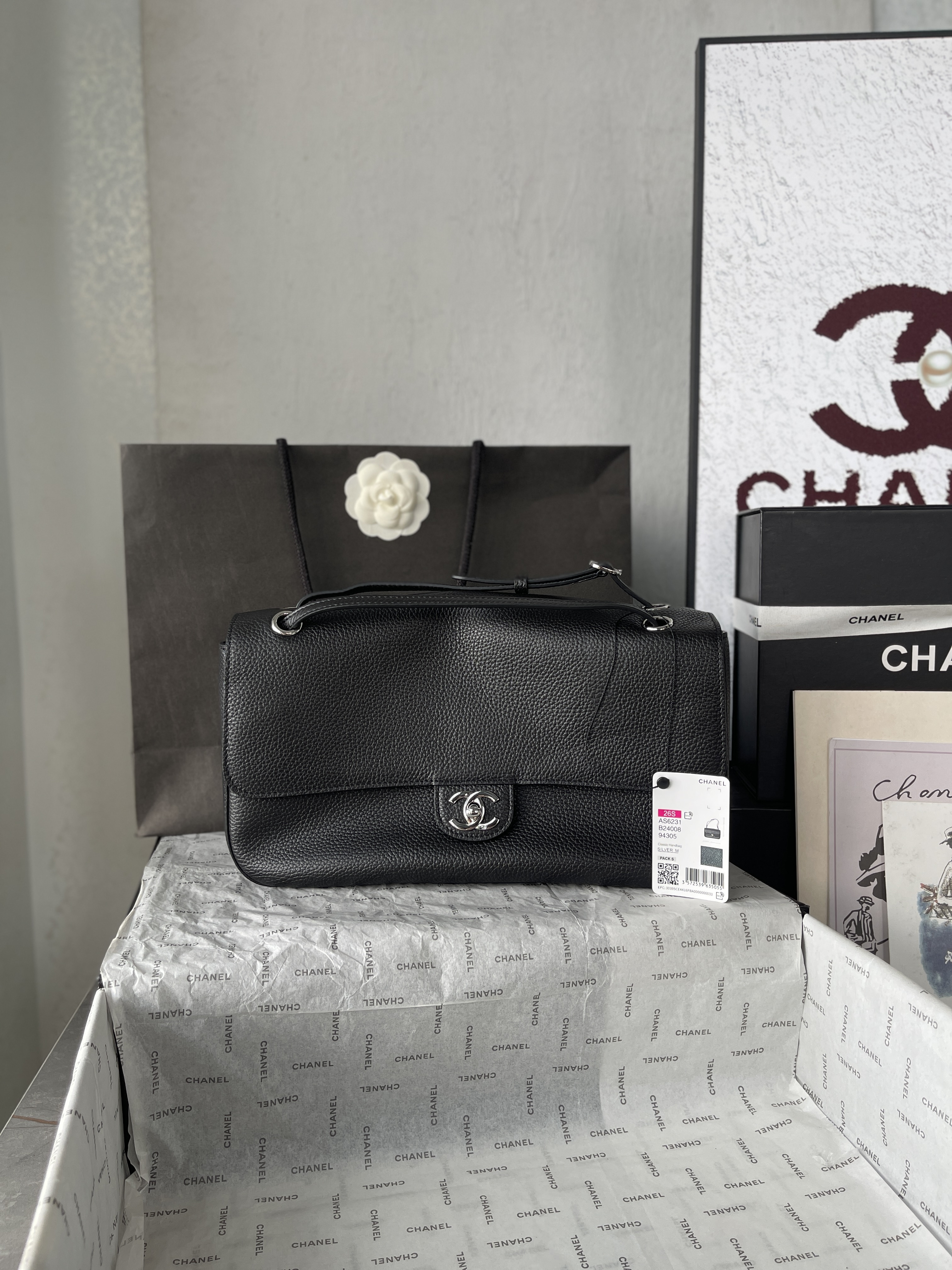 26S Classic Flap Small Black/Silver